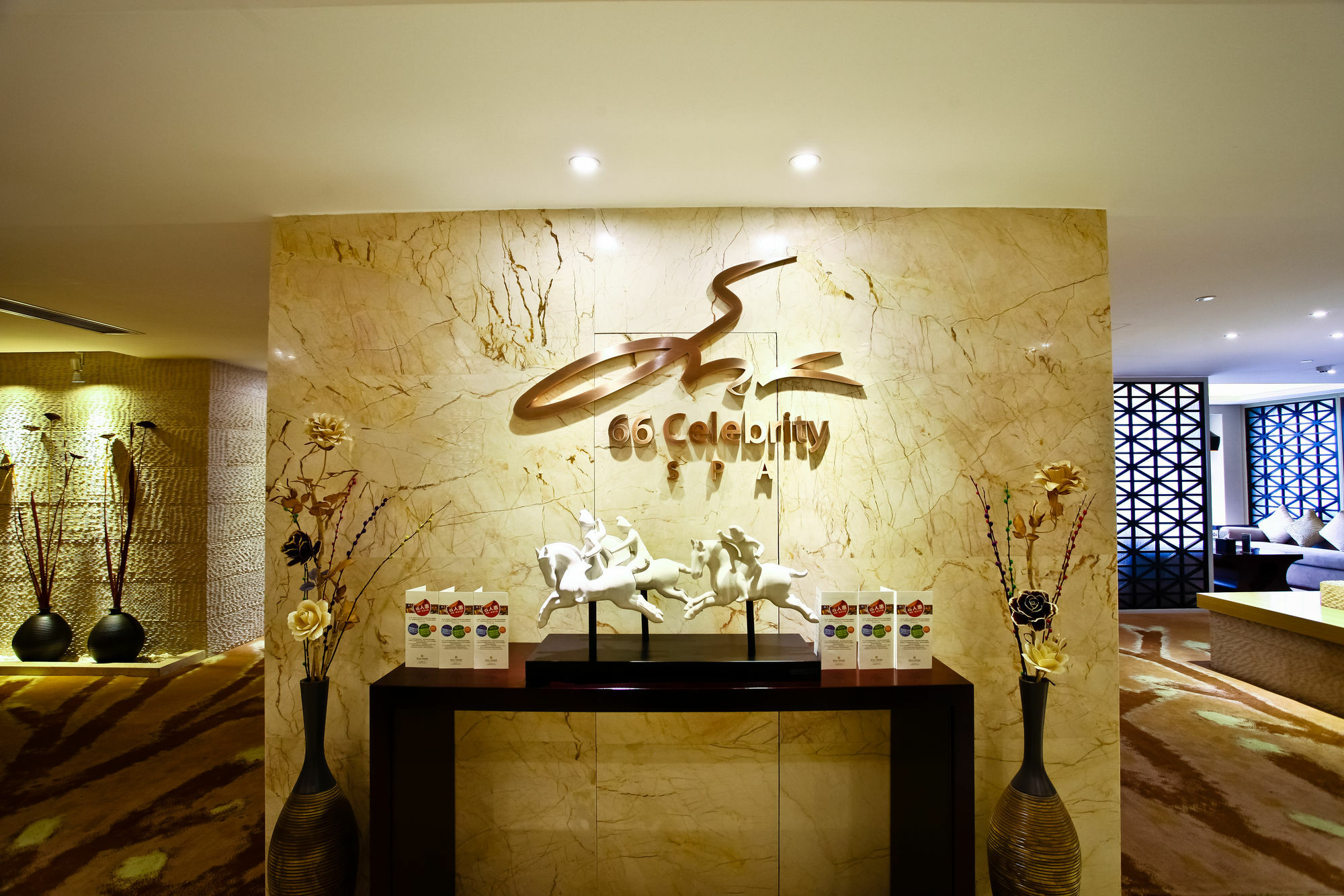 Celebrity Upper Class Hotel Thành Đô Ngoại thất bức ảnh