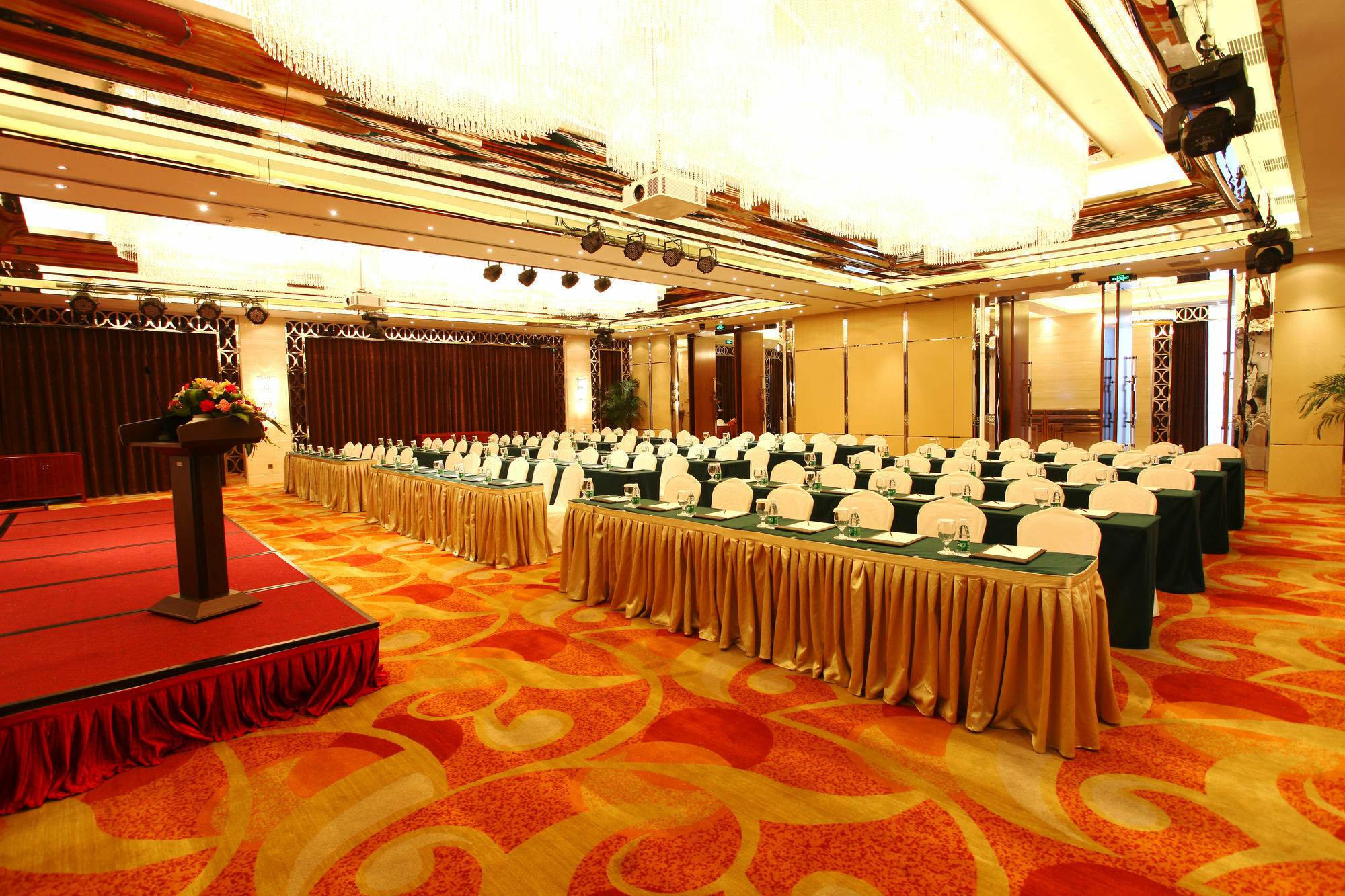Celebrity Upper Class Hotel Thành Đô Ngoại thất bức ảnh